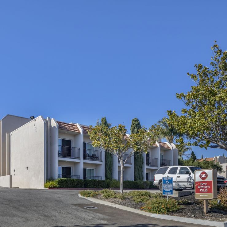 Best Western Plus Royal Oak Hotel — photo